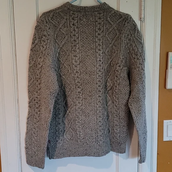 Nwt mens levis sweater - Picture 2 of 4